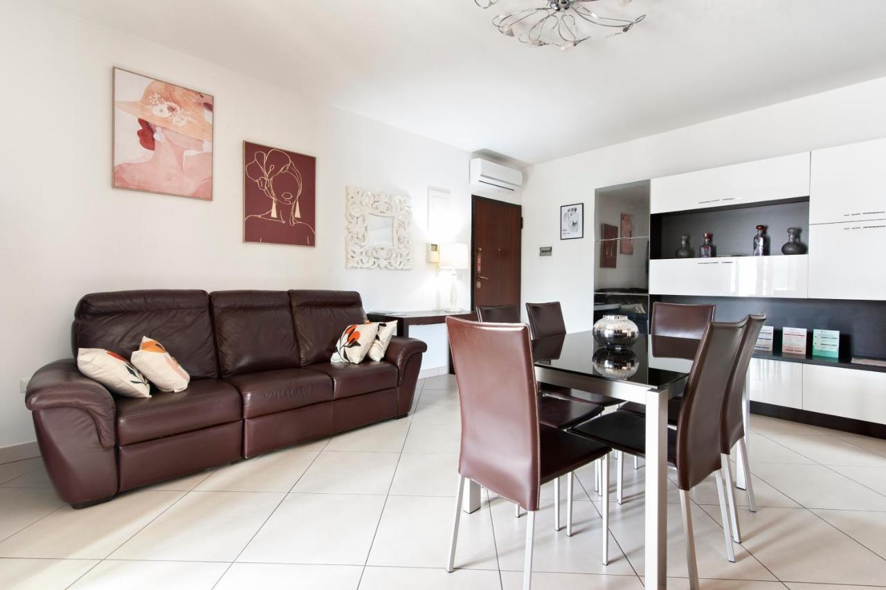 Casa Mabel Terrace - Sit Apartment Lecce Ngoại thất bức ảnh